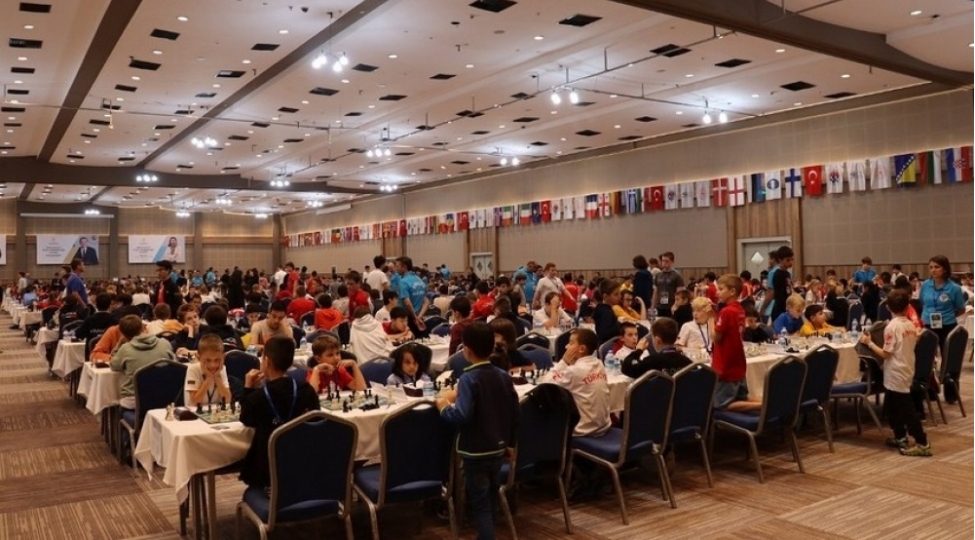 azerbaycan-shahmatchilari-avropa-chempionatinda-ugurlu-chixishlarini-davam-etdirirler