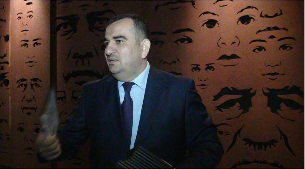 fransa-senati-qan-token-baba-mirasina-sadiqdir