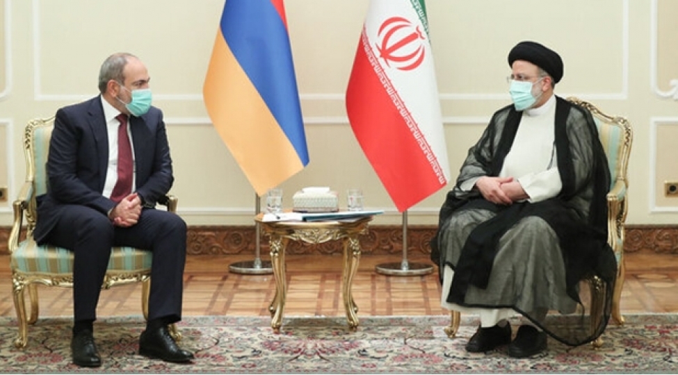 iran-achiq-shekilde-ermenistani-destekleyir
