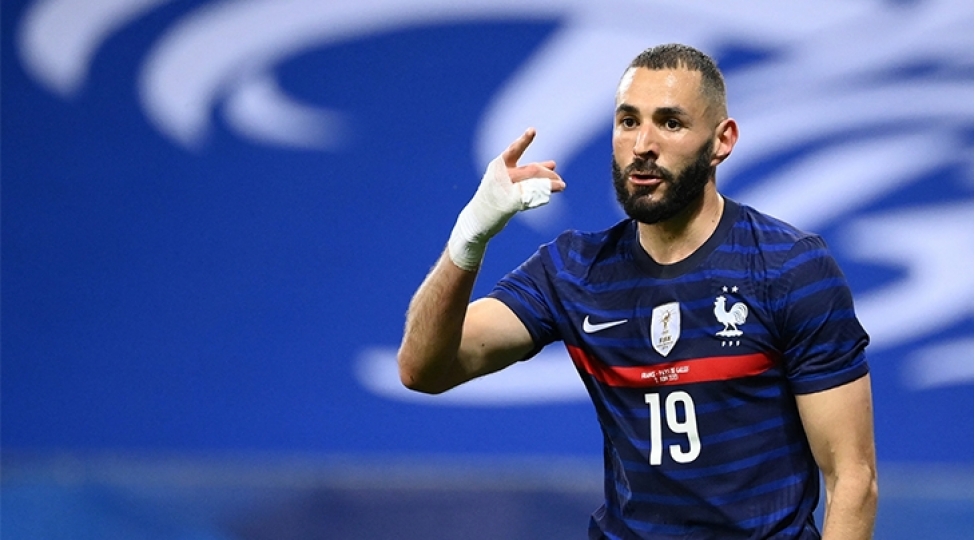 benzema-dunya-chempionatini-buraxa-biler