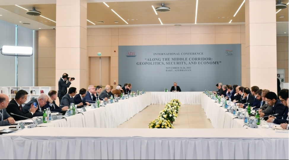 olkemizin-cografi-movqeyinin-ustunluyu-avropa-ile-asiyanin-arasinda-yerleshmesindedir