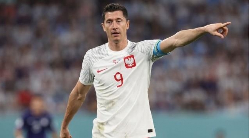 levandovski-peleni-geride-qoydu