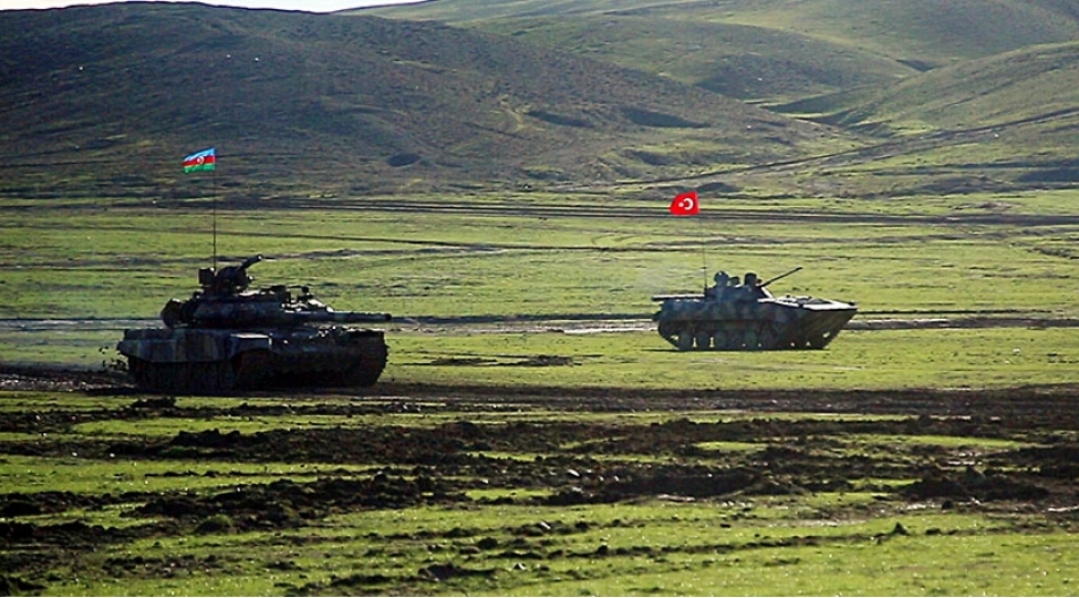 hikkeli-ve-kinli-tehrana-muhum-mesaj