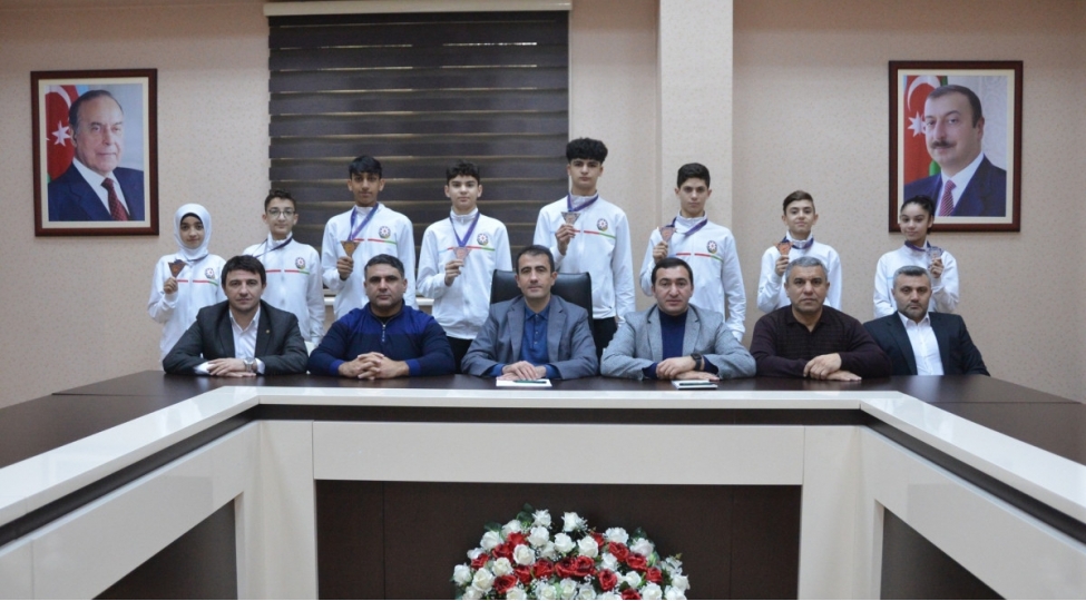 avropa-birinciliyinde-son-15-ilin-uguruna-imza-atan-taekvondochularla-gorush-olub