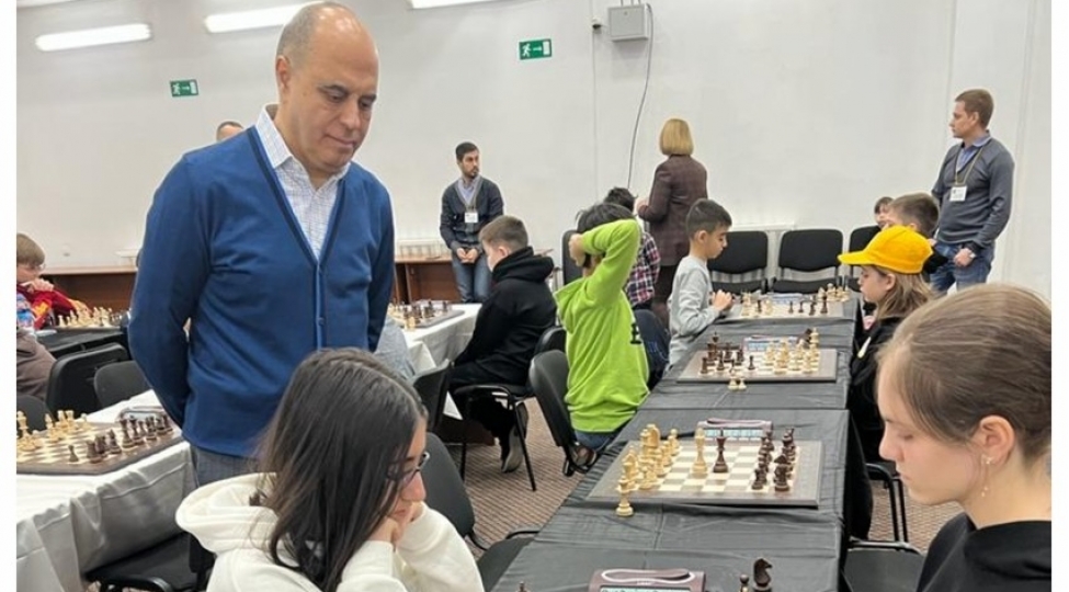 eziz-eliyevin-xatiresine-hesr-olunan-shahmat-turnirine-start-verilib