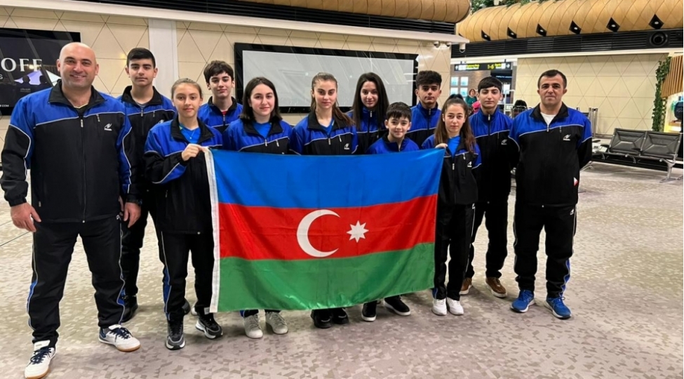 stolustu-tennischilerimiz-turkiyeye-yollaniblar