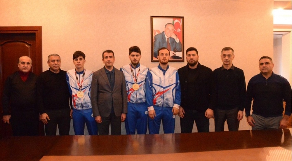 taekvondo-federasiyasinda-qalib-parataekvondochularla-gorush-olub