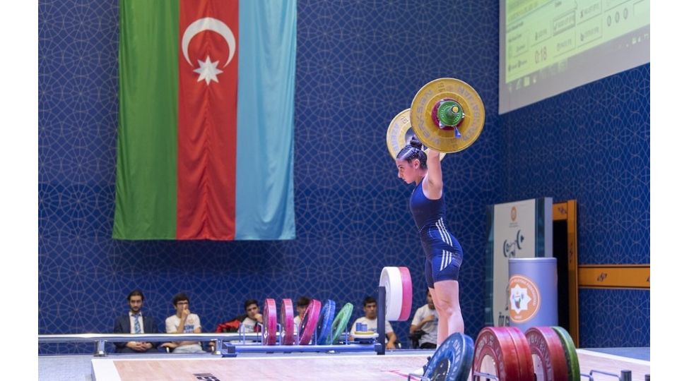 azerbaycan-agirliqqaldirma-tarixinde-yeni-rekord-qeyde-alinib