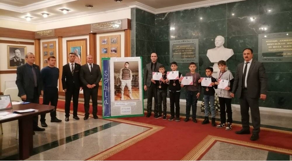 shehid-coshqun-zulfizadenin-xatiresine-hesr-edilen-shahmat-yarishi