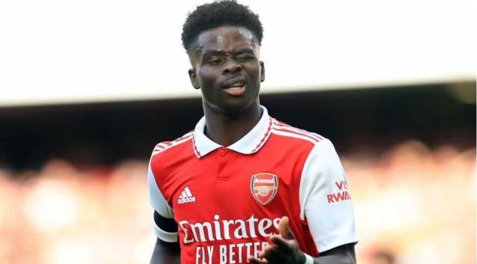 arsenal-onunla-muqavileni-uzatdi