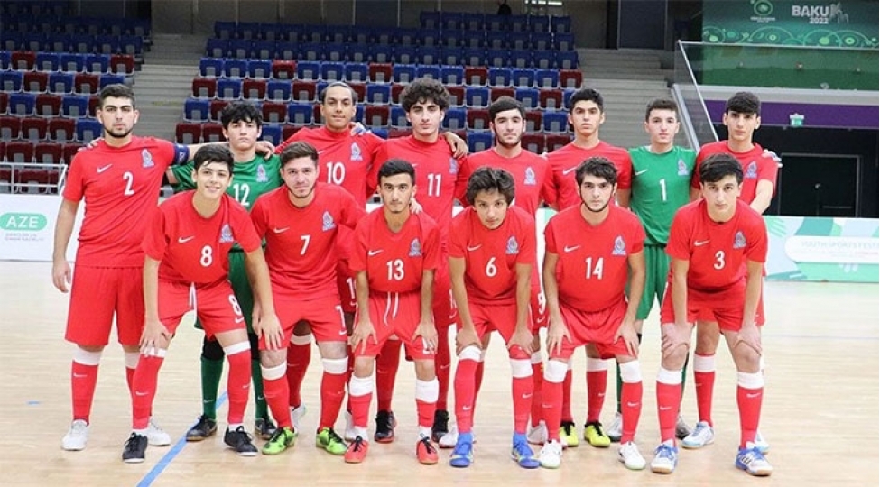 azerbaycan-yigmasina-18-oyunchu-chagirilib