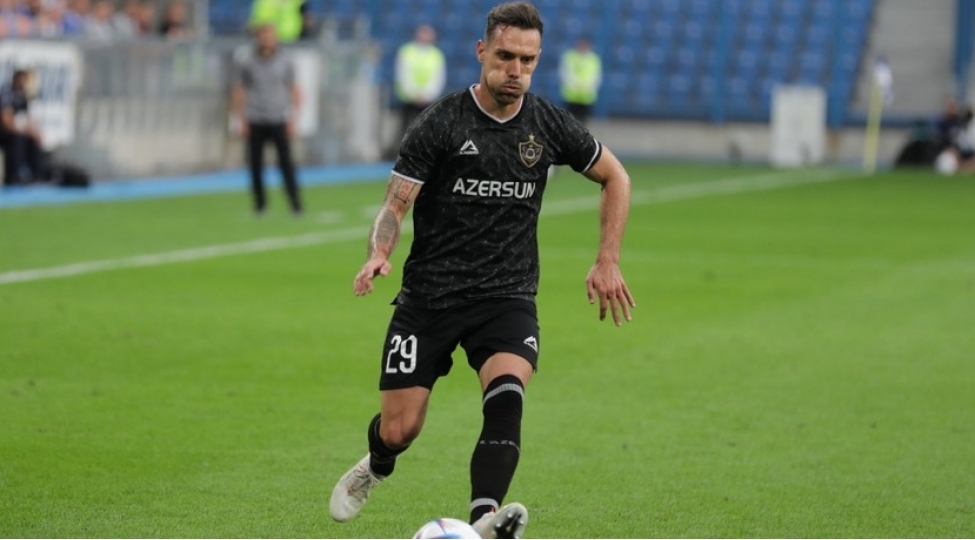 qarabag-legioneri-ile-muqavilenin-muddetini-uzadib