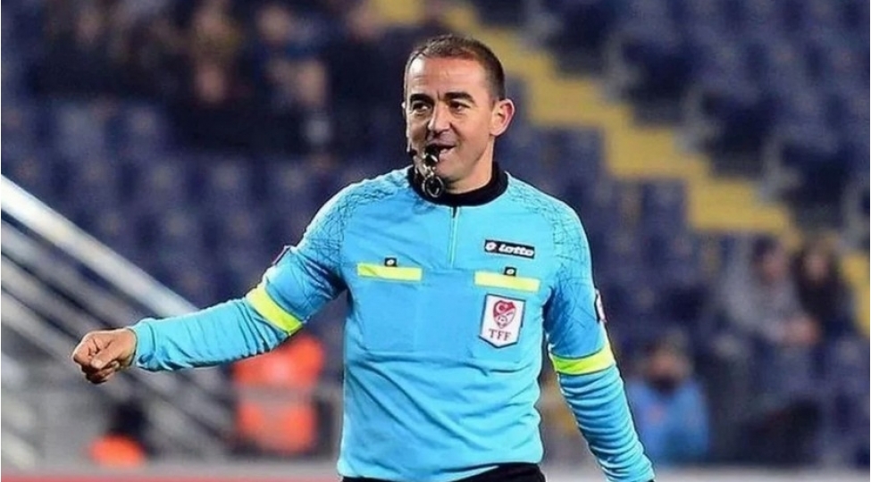 sivasspor-qalatasaray-oyununun-var-hakimi-karyerasini-bitirib