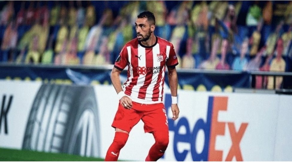 qalatasaray-sivassporun-futbolchusunu-transfer-edib