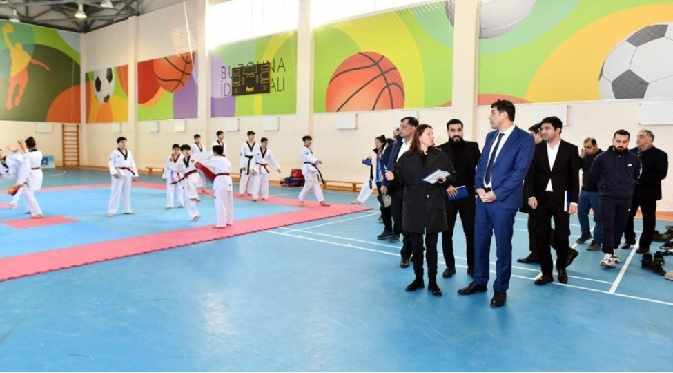 nazir-bakinin-kend-ve-qesebelerinde-bir-sira-idman-merkezlerine-baxish-kechirib