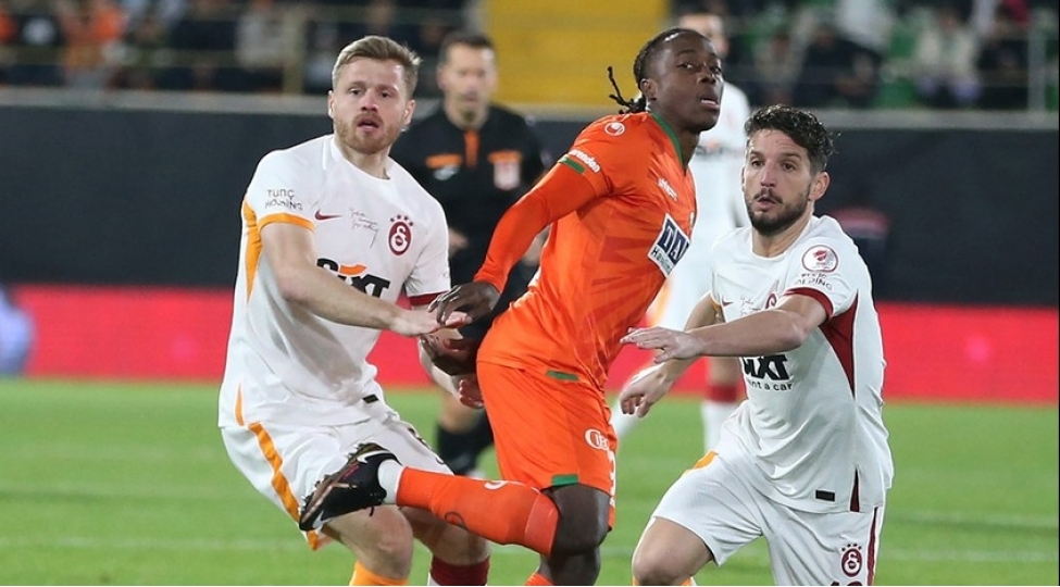 turkiye-kuboku-qalatasaray-14-finala-vesiqe-qazanib
