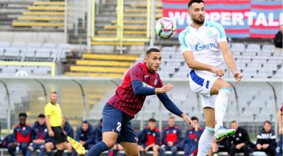 azerbaycan-millisinin-futbolchusu-yoxlama-gorushunu-yarimchiq-saxlatdirib