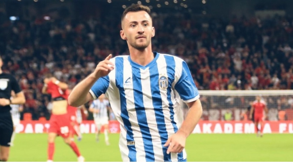 qarabagin-yeni-transferi-ferentsvaroshla-anlashmaga-yaxin-olub