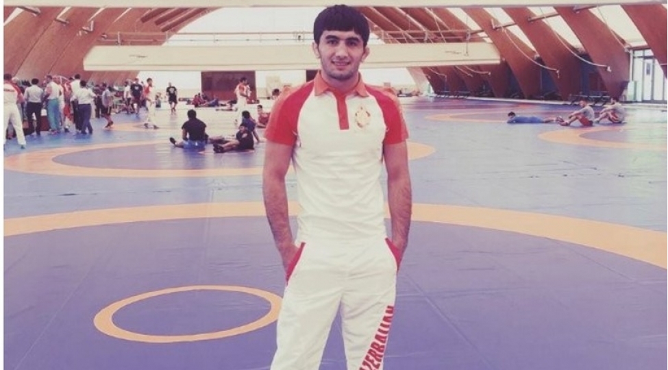 azerbaycanin-olimpiya-chempionu-hebs-edildi
