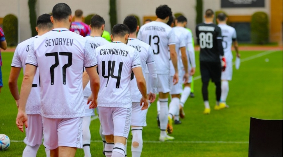 qarabag-boyuk-beshlik-komandalarini-qabaqlayir