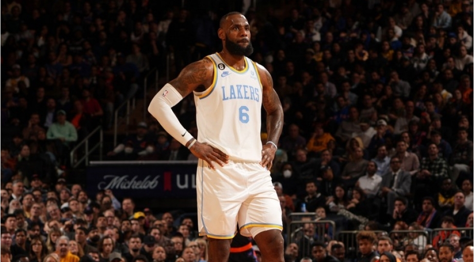 lebron-ceyms-novbeti-defe-nba-da-rekorda-imza-atib