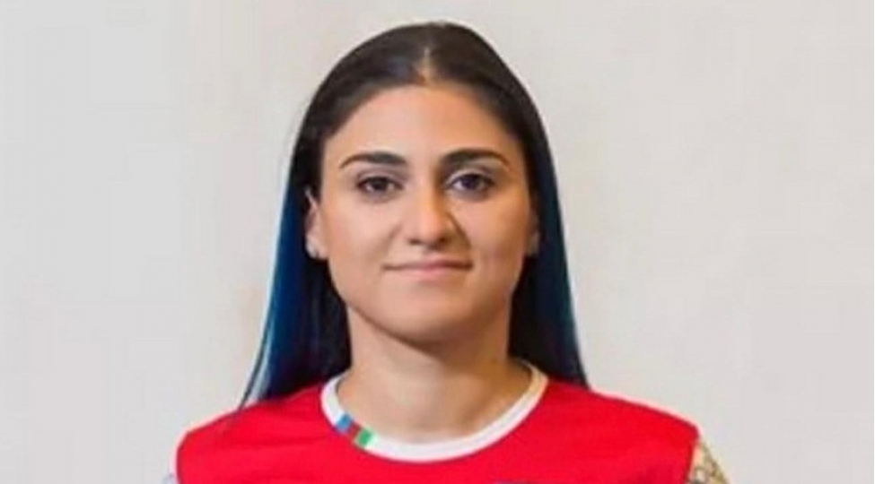azerbaycan-millisinin-voleybolchusu-azerreyle-kechib