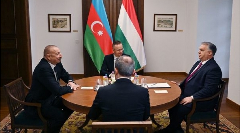 azerbaycan-etibarli-terefdashdir-7