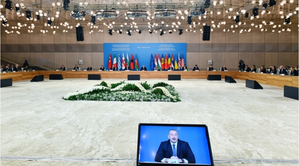 cenub-qaz-dehlizi-neheng-enerji-tehlukesizliyi-layihesidir