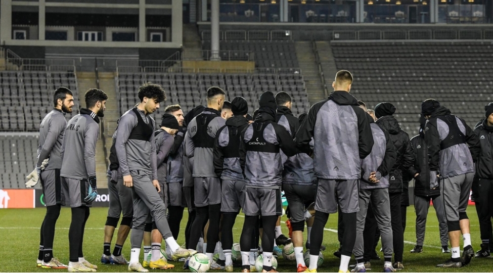 qarabag-gentle-oyun-oncesi-son-meshqe-chixib