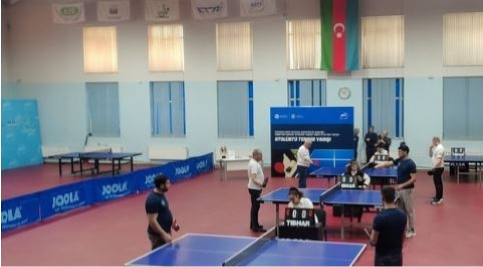 muharibe-veteranlari-arasinda-stolustu-tennis-yarishi-kechirildi