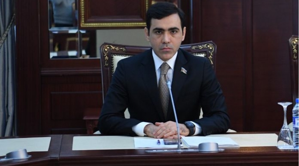 azerbaycanin-suverenliyine-ve-konstitusiyasina-hormet-edilmelidir