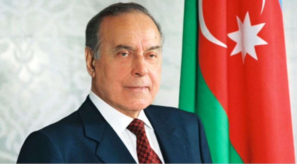 yunus-oguzun-tarix-ibretdir-tarixi-felsefi-publisistik-eserinde-umummilli-lider-heyder-eliyev-obrazi