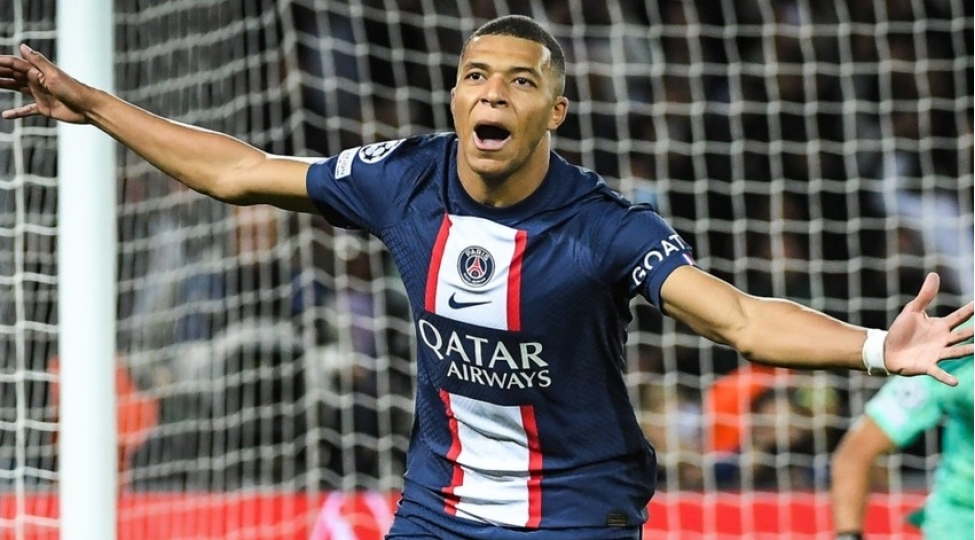 kilian-mbappe-psj-tarixinin-en-mehsuldar-futbolchusu-rekordunu-tekrarlayib