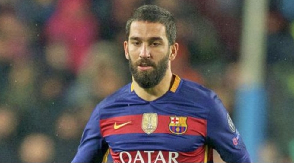 arda-turan-vergiden-yayinmaqda-ittiham-edilir