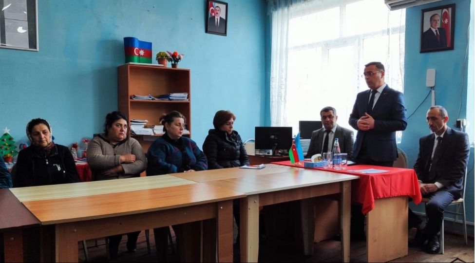 agdashda-heyder-eliyev-ve-azerbaycan-movzusunda-gorush-kechirilib-foto