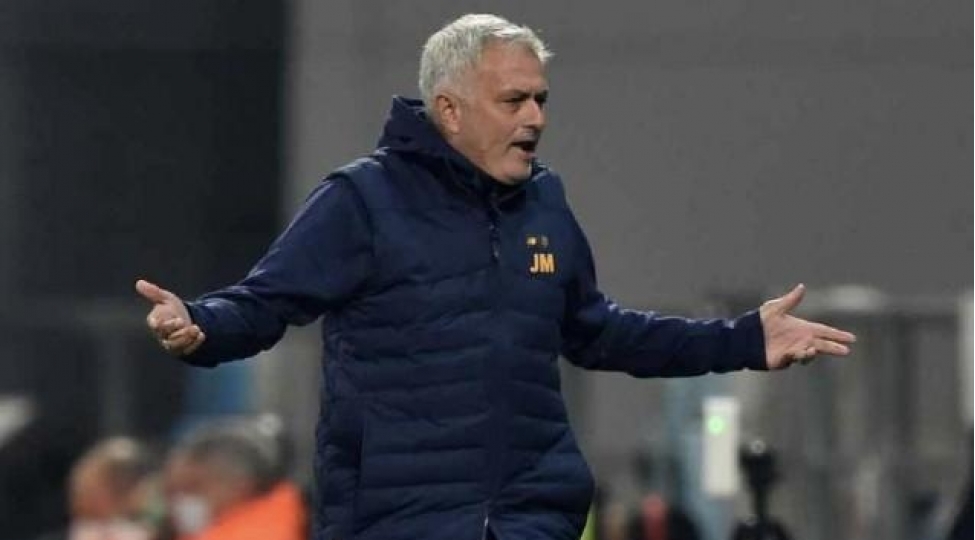 mourinyonun-cezasi-ile-bagli-yeni-qerar