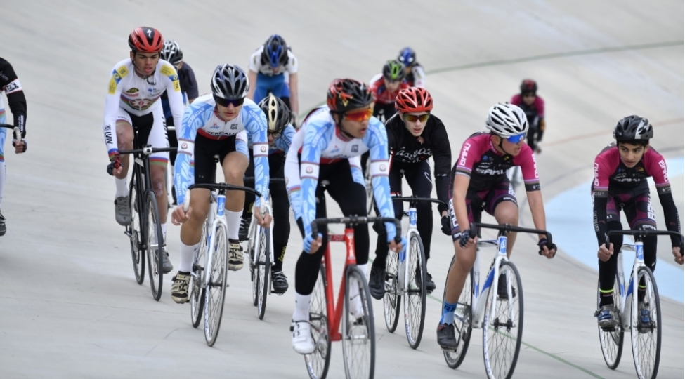 trek-velosipedi-uzre-movsumun-achilish-yarishi-olub