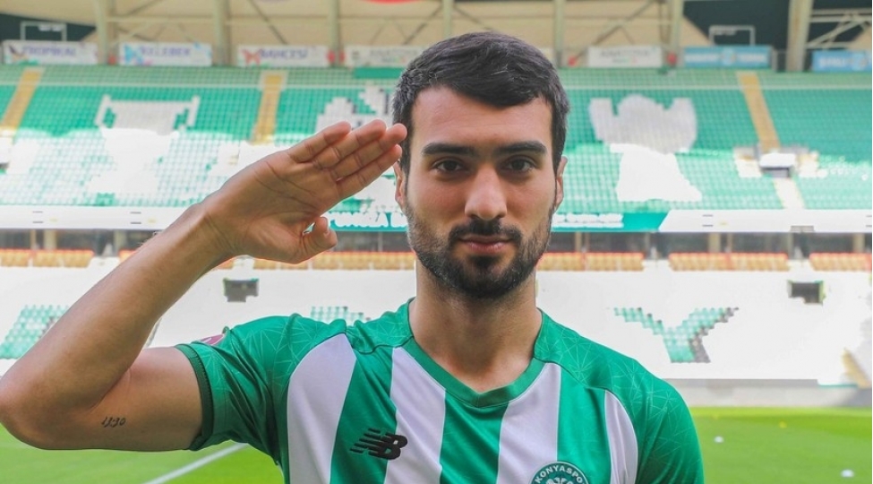 mahir-emreli-konyasporda-resmi-debut-edib