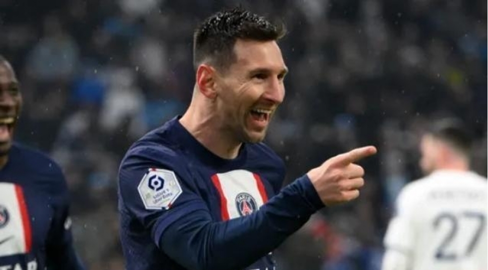 messi-barselonaya-qayitmaq-isteyir-amma