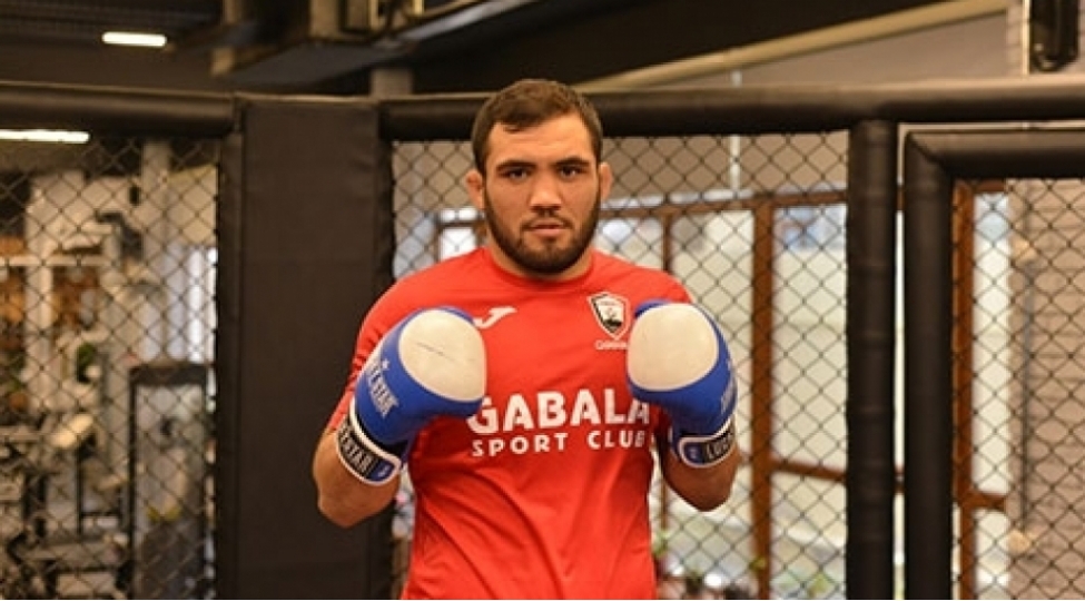 mma-doyushchumuz-neriman-abbasov-novbeti-qelebesini-qazanib