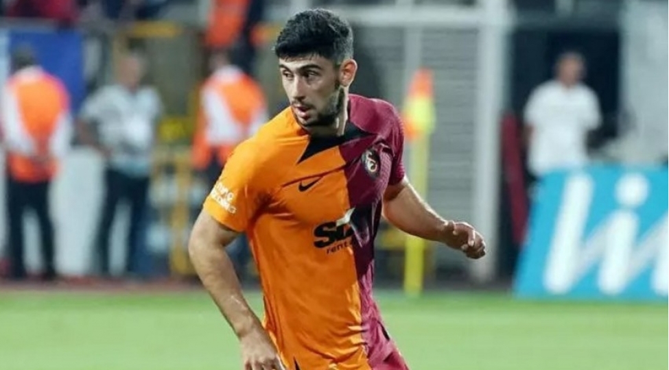 qalatasarayin-futbolchusu-milli-komandadankenarlashdirilib