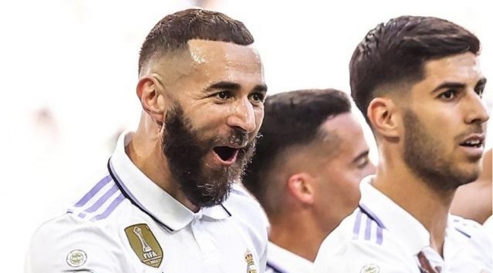 benzema-7-deqiqeye-het-trik-etdi
