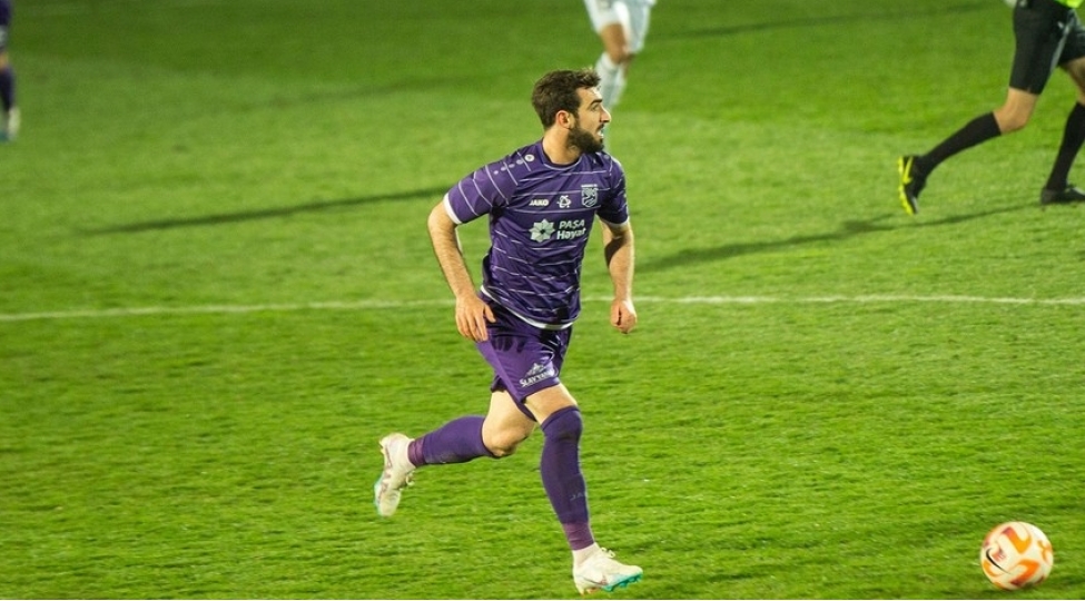 sumqayitin-futbolchusunun-cezasi-achiqlanib