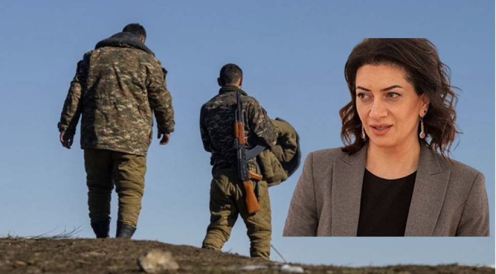 doyushe-yalniz-qadinlar-gedir