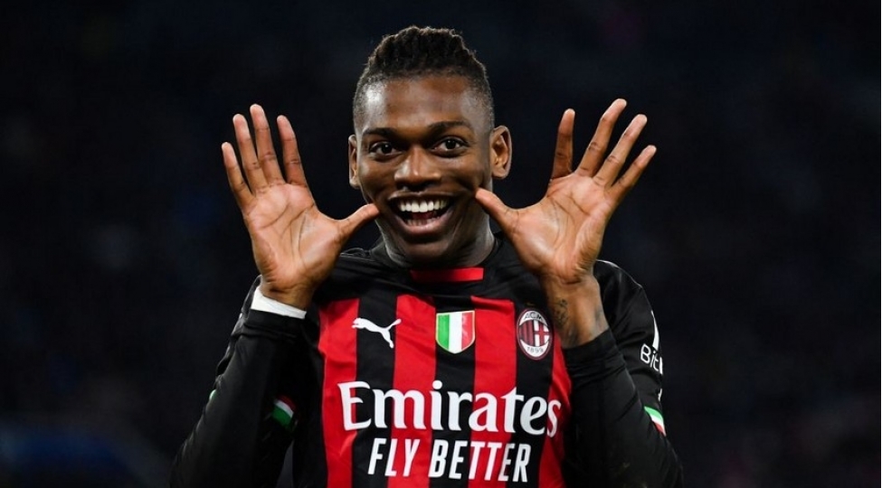 milan-ulduz-futbolchusu-ile-raziliq-elde-edib