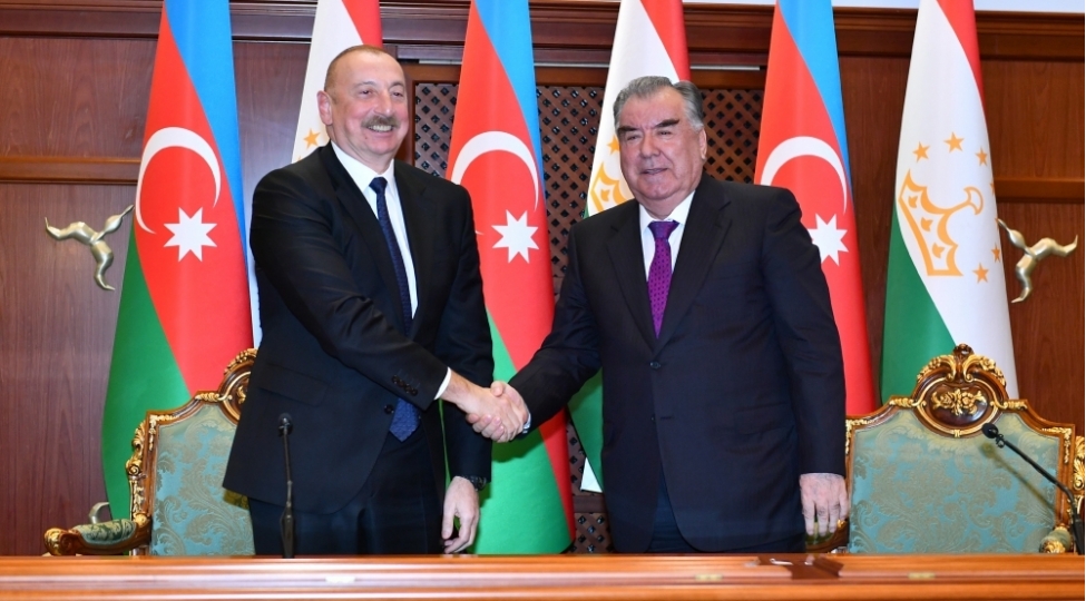 azerbaycanla-tacikisistan-arasinda-elaqeler-mohkemlenir