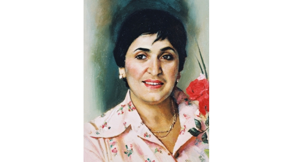 gozlere-nur-bexsh-eden-alim-zerife-xanim-eliyeva