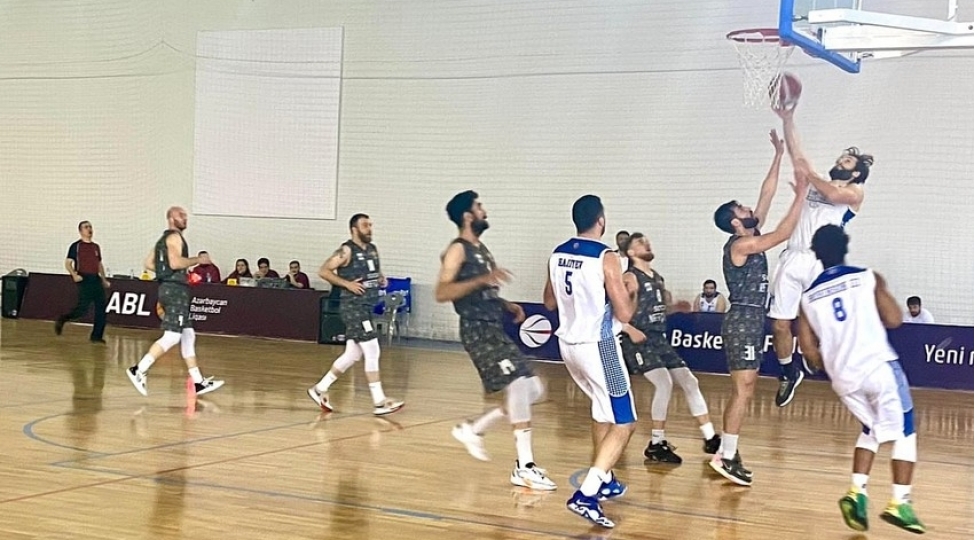 neftchi-shekiden-qelebe-ile-donur