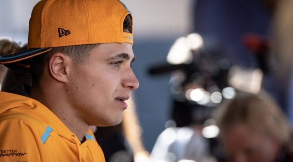 lando-norris-baki-merhelesini-sebirsizlikle-gozleyirem-bu-tras-xoshuma-gelir