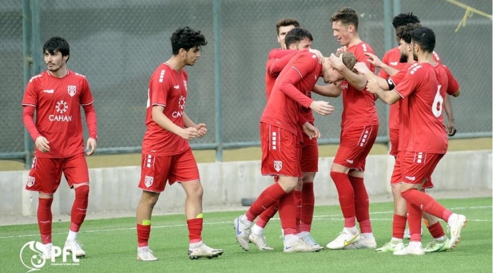araz-naxchivanin-evezedici-komandasi-bakida-meskunlasha-biler